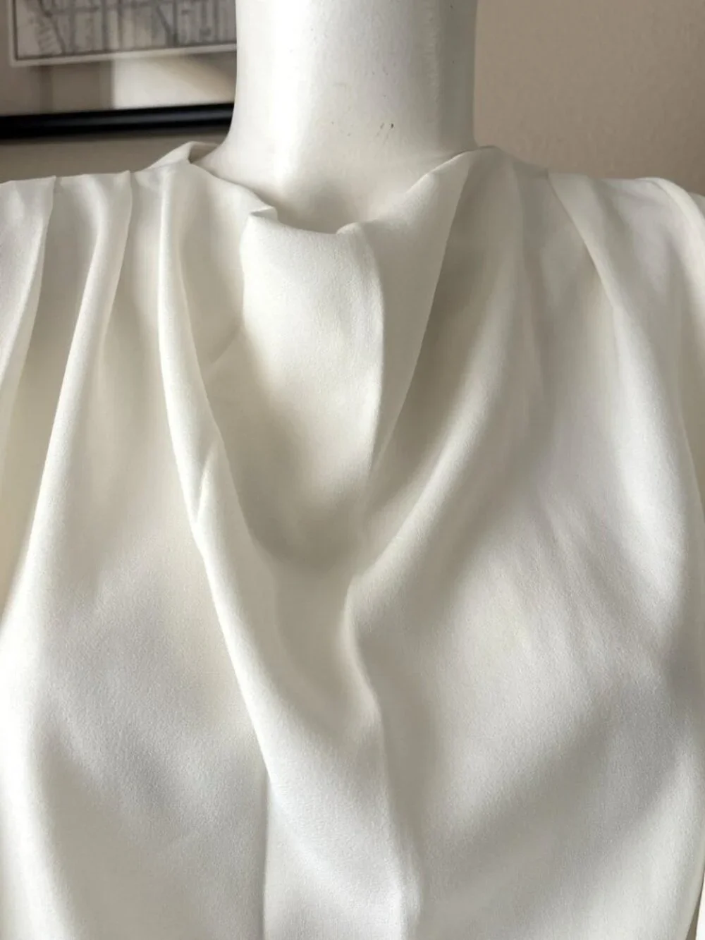 NWT Trina Turk White Draped Twist Front Blouse Short Sleeve Top Size S